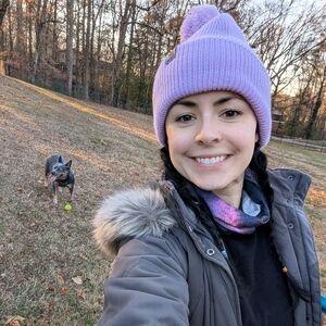 Meet your Posher, Kayla